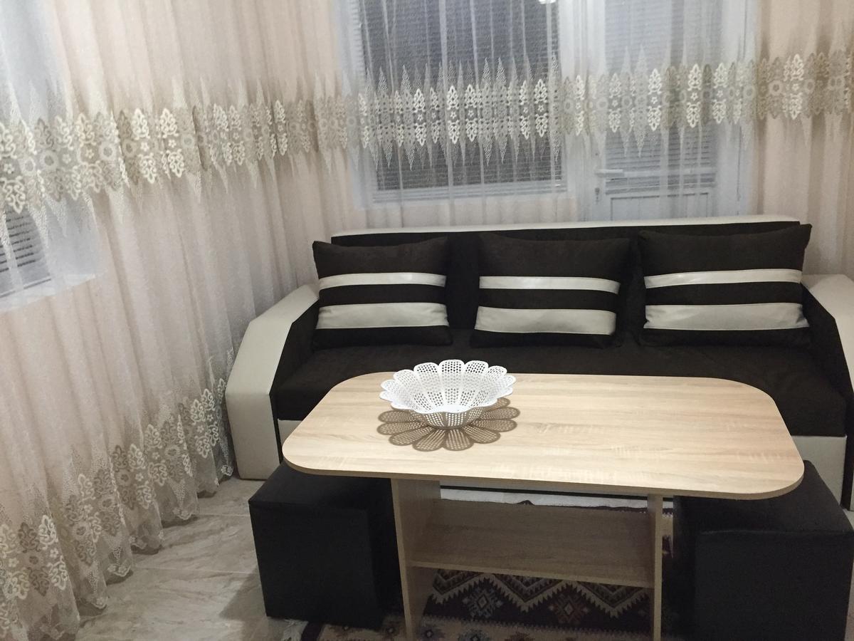 גוצה דלצ'ב Elenite Guesthouse מראה חיצוני תמונה