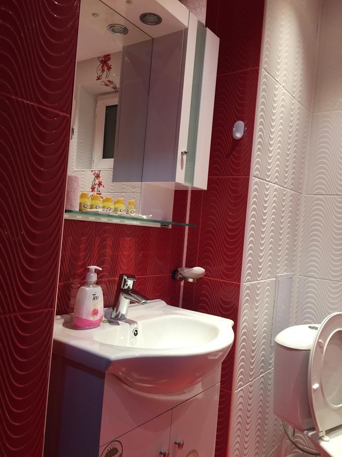 גוצה דלצ'ב Elenite Guesthouse מראה חיצוני תמונה