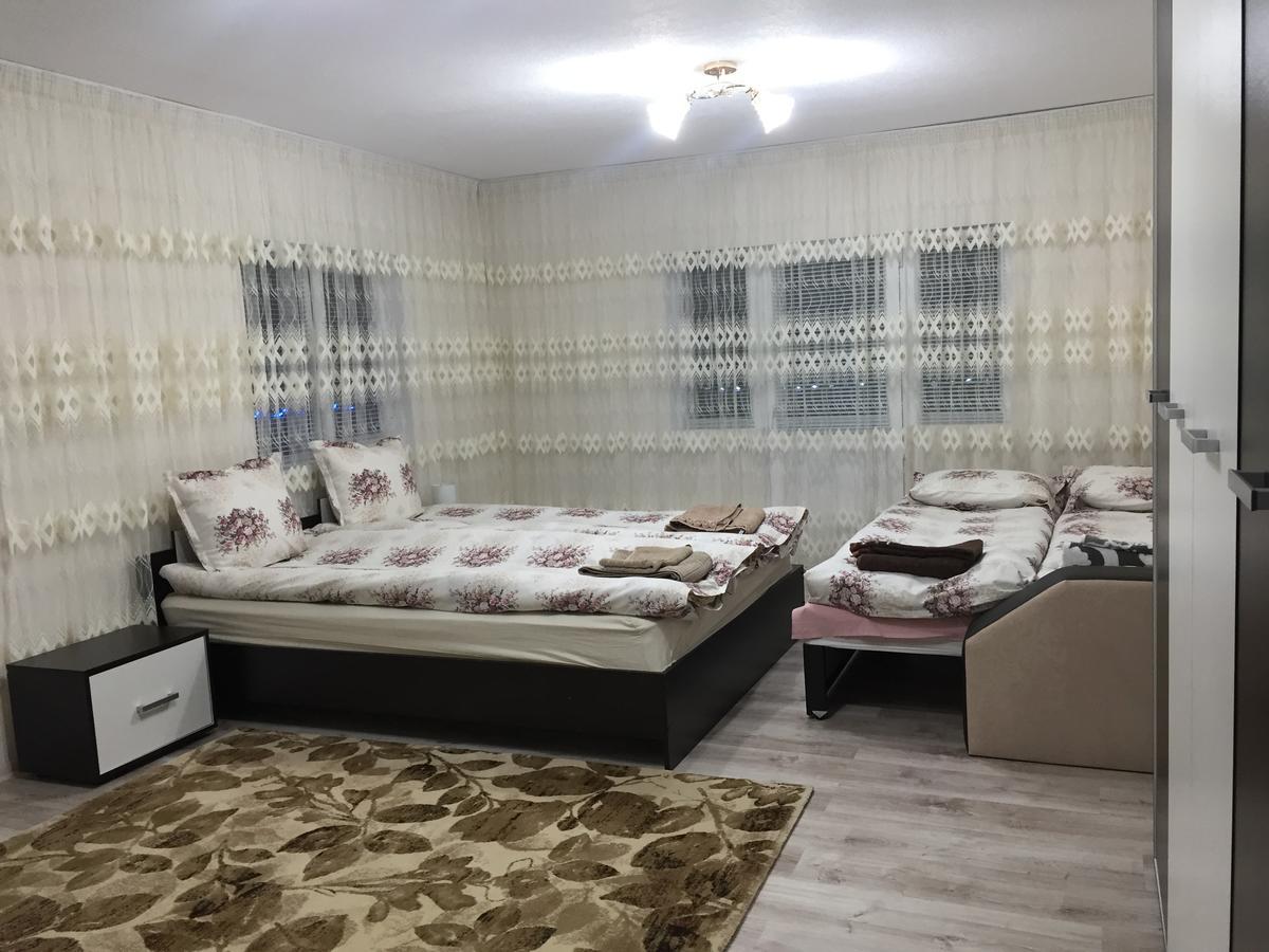גוצה דלצ'ב Elenite Guesthouse מראה חיצוני תמונה