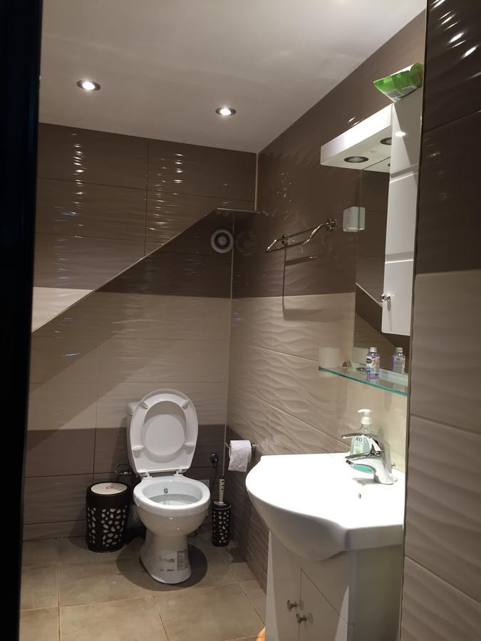 גוצה דלצ'ב Elenite Guesthouse מראה חיצוני תמונה